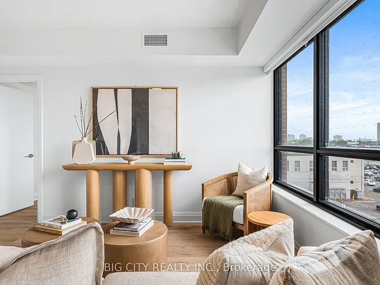 36 Brentcliffe Rd #317 — Photo 5