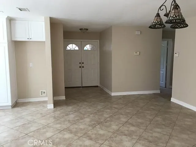 4 bed, 1756 sqft, $3,850 — Photo 3