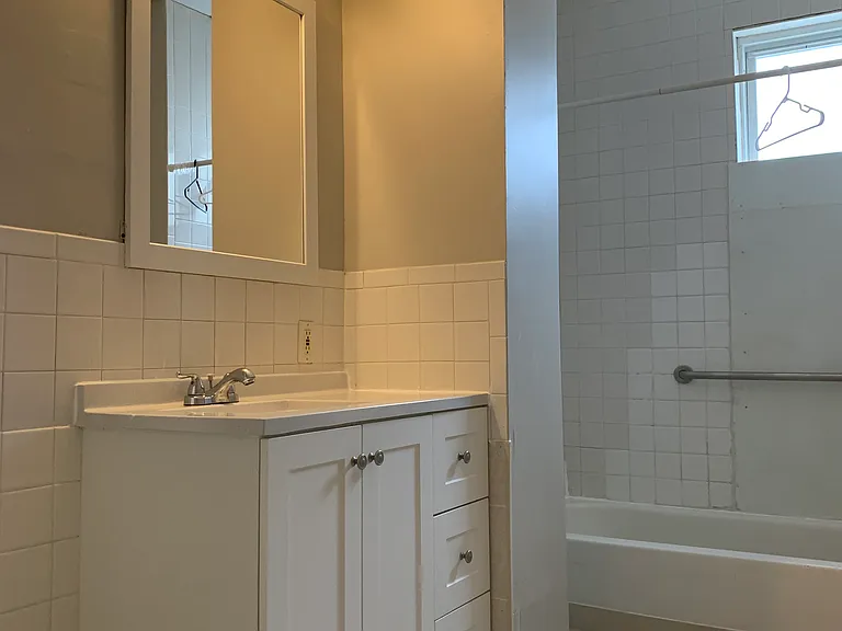 8 Shawmut St #2-L — Photo 7