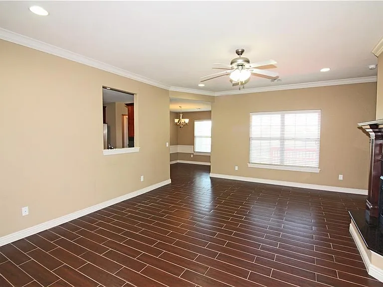 4302 Lilly St — Photo 18