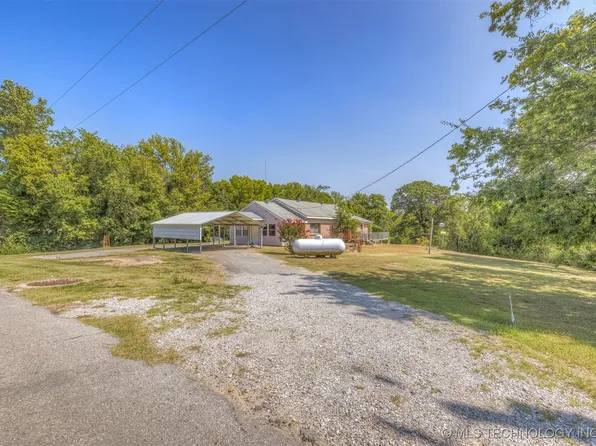 10625 S 273rd East Ave, Coweta, OK 74429