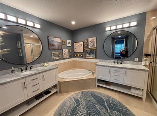 18 Harbour Isle Dr W UNIT 102, Fort Pierce, FL 34949