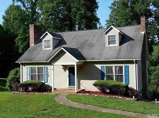1008 Williamsburg Dr, Lenoir, NC 28645