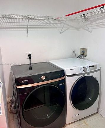 4th image of 1330 West Ave APT 710