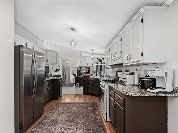 2nd image of 106 Stacey Drive