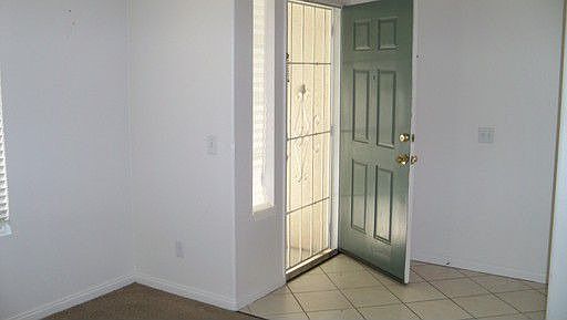 3rd image of 917 Ferndale Dr