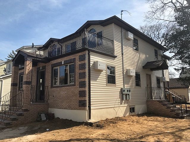 2nd image of 241-01 Weller Ave