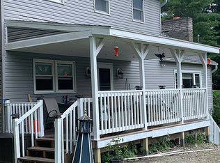 159 Old Post Rd, New Lebanon, NY 12125