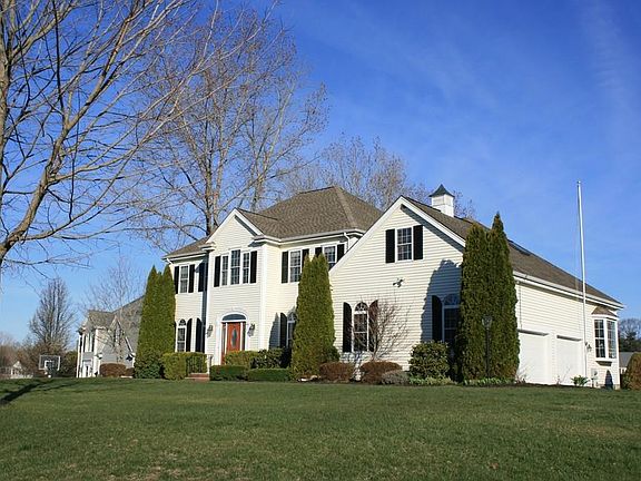 2nd image of 70 Annawon Ave