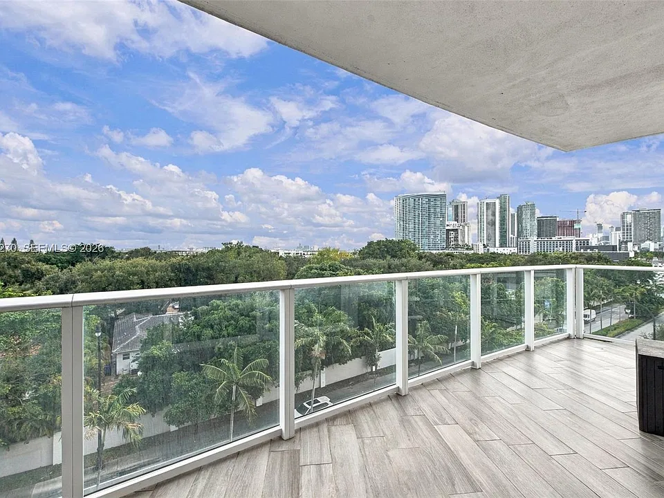 4250 Biscayne Blvd #601