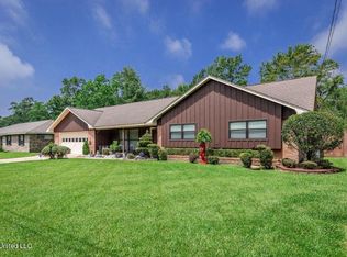 755 Holly Hills Dr, Biloxi, MS 39532