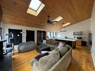 1243 N Pebble St, Fremont, NE 68025
