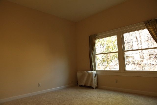 1st image of 2859 N Burling St #2C