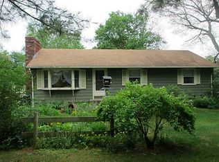 511 Old River Rd, Lincoln, RI 02838