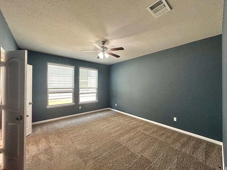 3424 Addison St — Photo 20