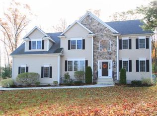16 Penny Ln, Franklin, MA 02038