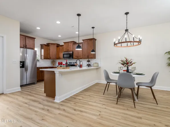 3081 Zeyno Dr, Middleburg, FL 32068