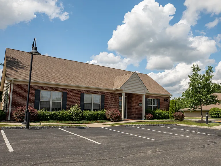 Amberley at Blue Bell Apartments — Photo 28