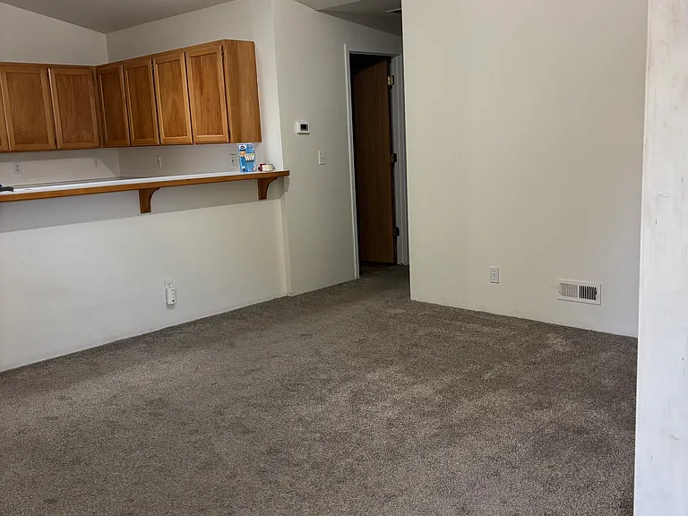 642 W Helen Ave #642 — Photo 4