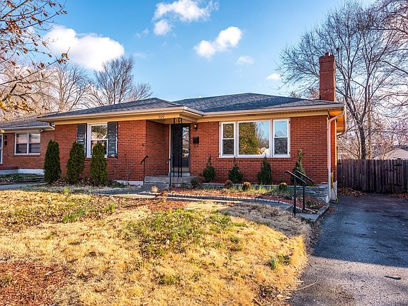2nd image of 3529 S Kerry Dr