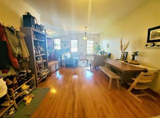 447 42nd St #2, Brooklyn, NY 11232