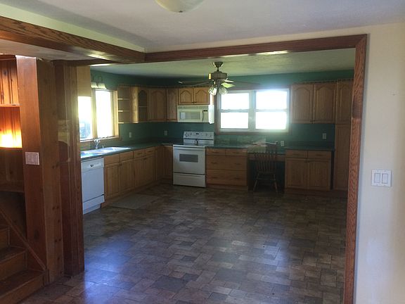 Open Kitchen oak cabinet 