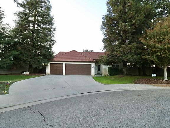 2nd image of 2322 Murray Ct