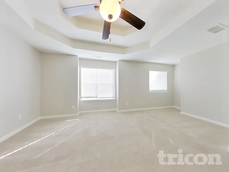 214 Amber Trce — Photo 7