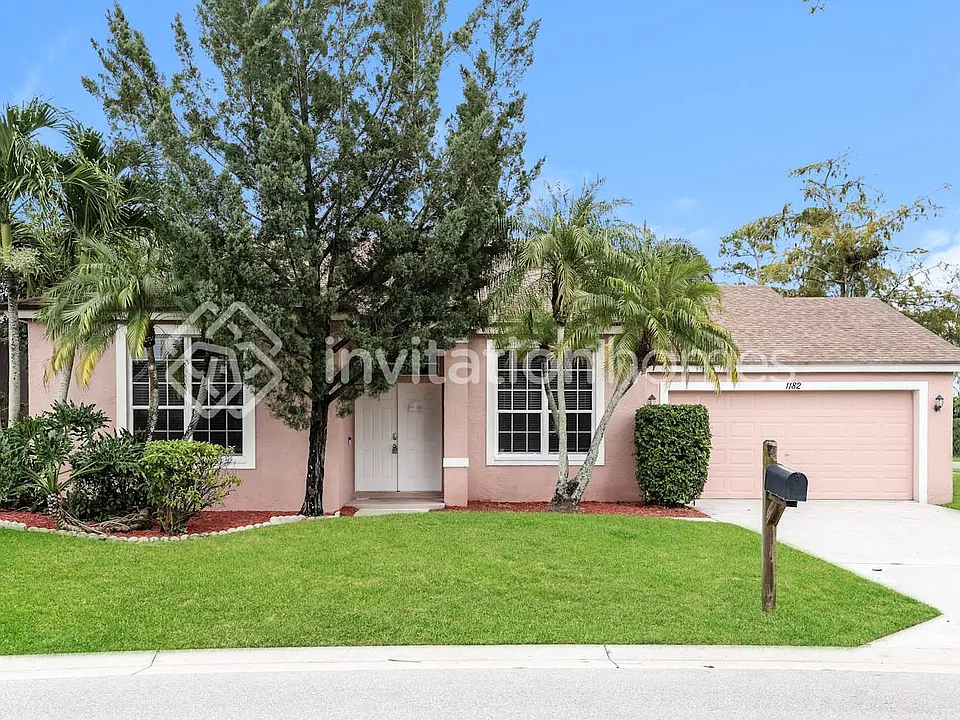 1182 Aviary Rd