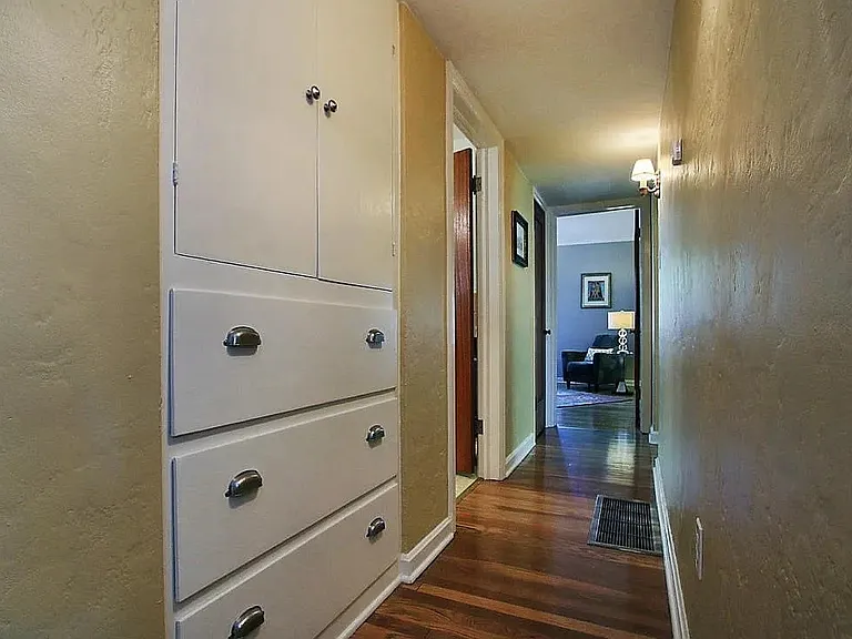 501 W Granada Rd — Photo 15