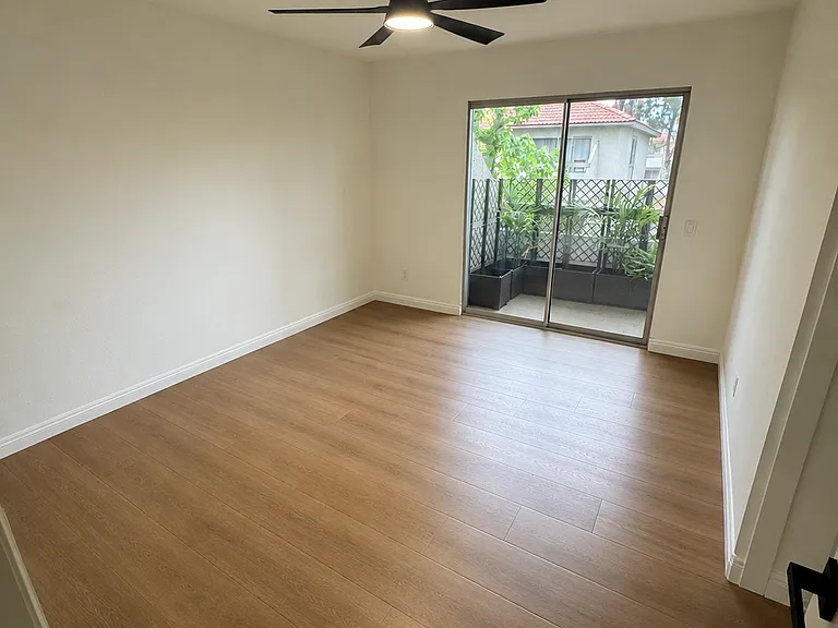 16970 Marygold Ave #14 — Photo 9