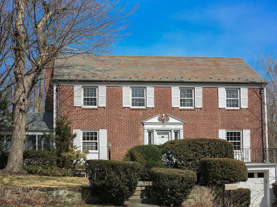 1st image of 129 Carleon Ave