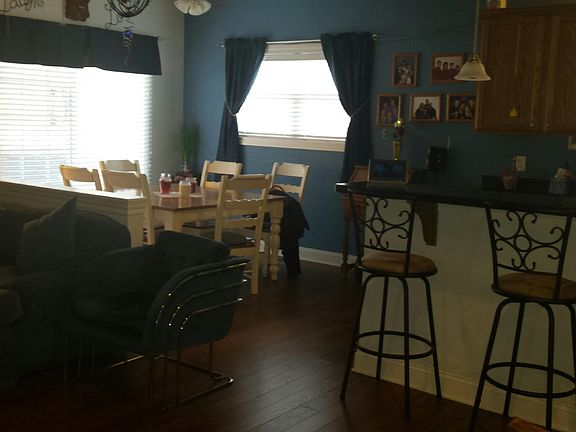 5th image of 8581 Alexis Dr.