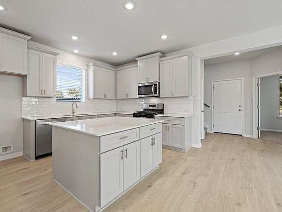 7th image of this home