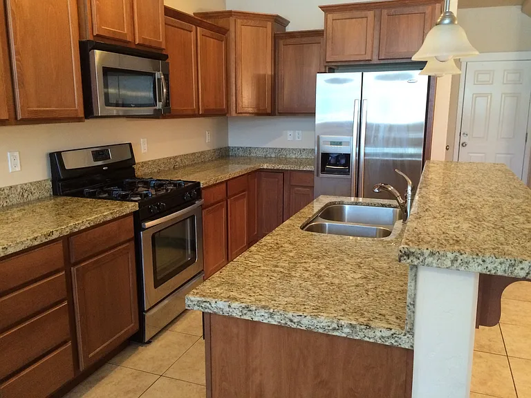 2794 S Asbury Ln — Photo 2