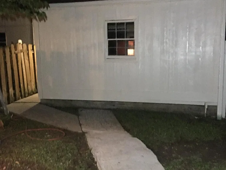411 Hobbs Rd SE — Photo 16