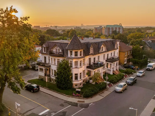 120 Wurtemburg St #1, Ottawa, ON K1N 8M3