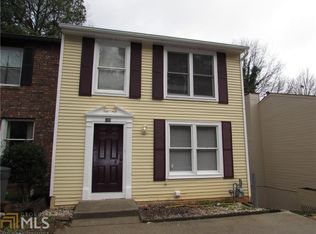 195 Hamilton Ct, Marietta, GA 30068