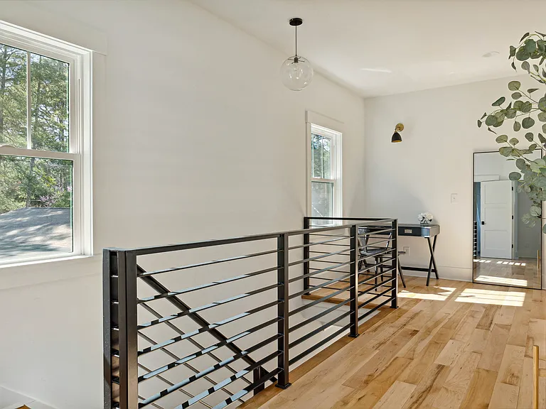 755 N Ashe St — Photo 16