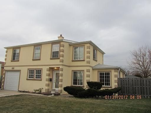 3rd image of 5019 N Oketo Ave