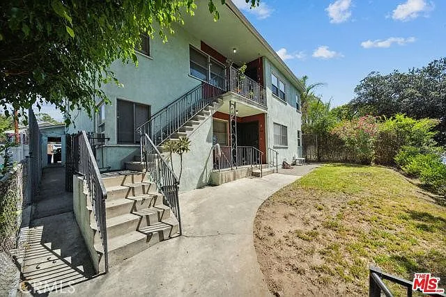 1 bed, 700 sqft, $2,050 — Photo 4