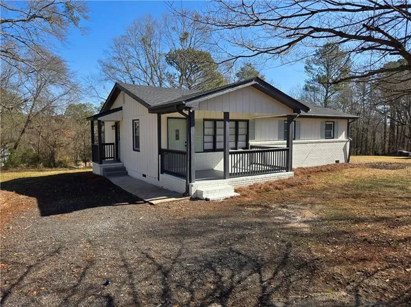 1095 Ridge Ave, Covington, GA 30016