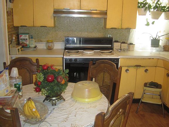 4th image of 9031 178th St