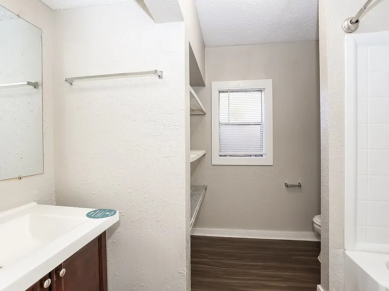 2839 Spring Park Rd — Photo 15