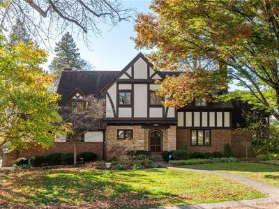 1319 Devereux Dr, Oakwood, OH, 45419