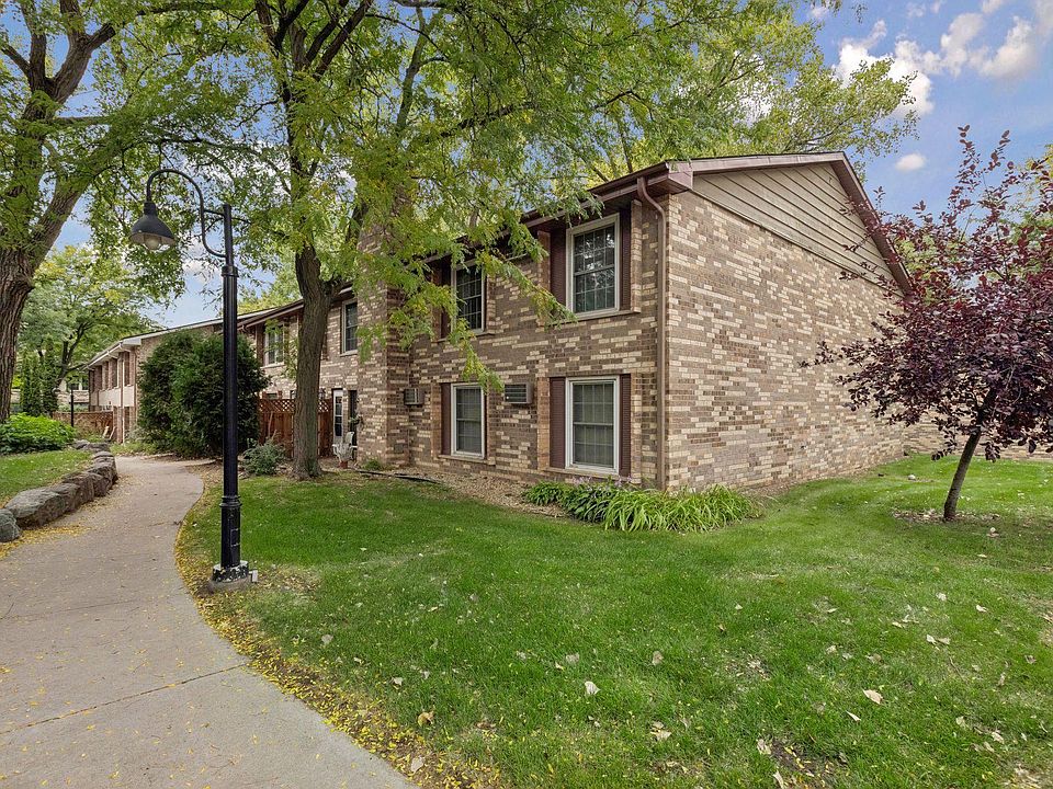 1st image of 4636 Cedar Lake Rd S APT 2