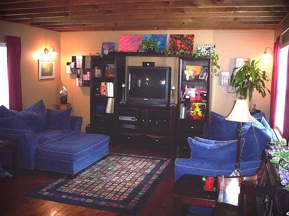 Great Room/LivingRoom from Front door