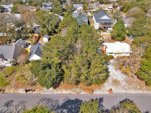 4th image of Lot 11 NE 14th Street LOT 11