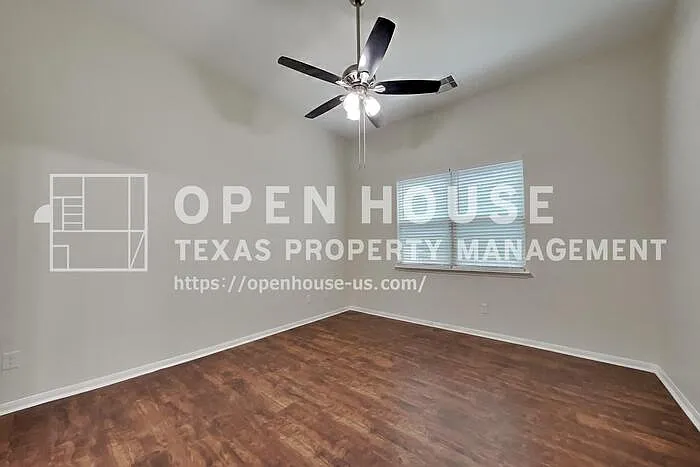 9525 E Woodmark — Photo 8