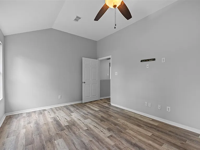 12311 Granite Woods Ct — Photo 27